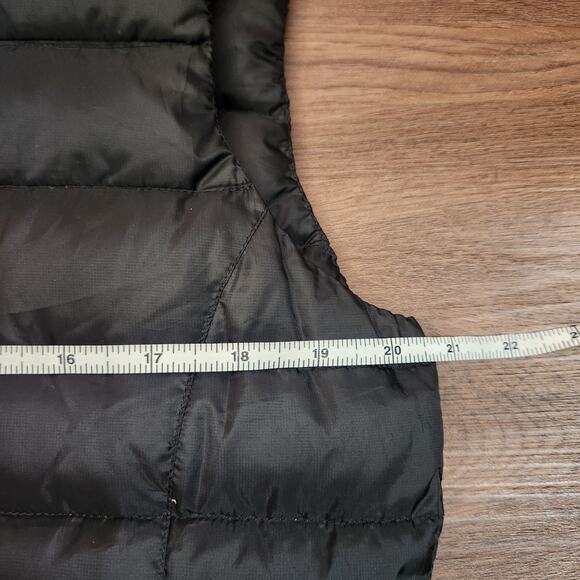 ADD Lightweight Down Hooded Vest 10 Black Cozycore Fall Casual Athlesure - Picture 9 of 10